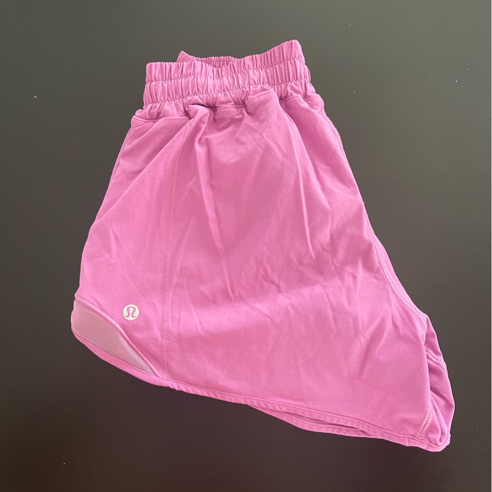 Lululemon Hotty Hot Short 4.0”